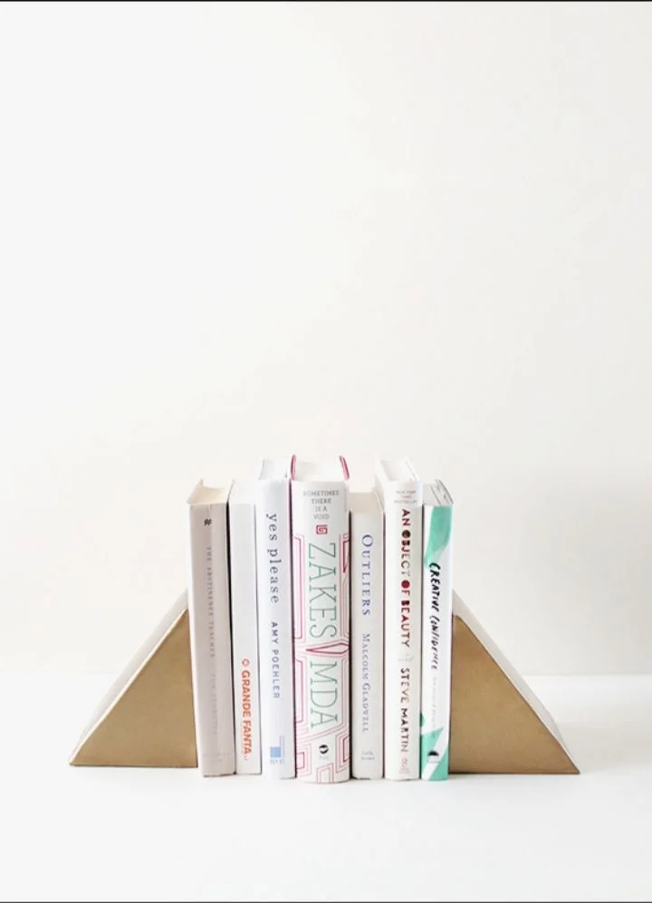 Serre-livres-triangle-bricolage