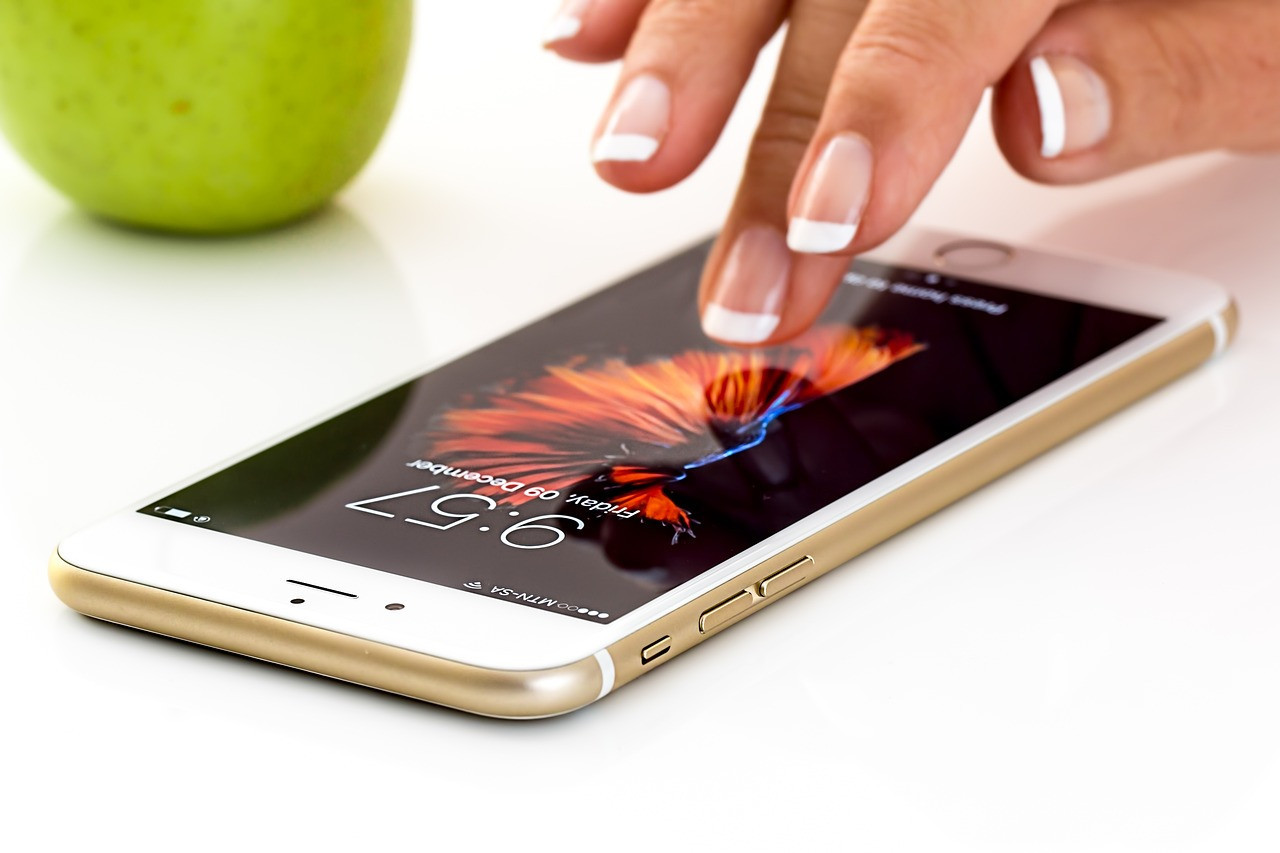 Comment retrouver facilement votre téléphone perdu à la maison ?