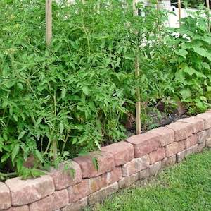 Lit de jardin surélevé en bloc de mur de soutènement