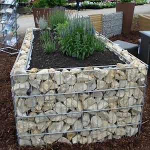 Lit de jardin surélevé en gabion