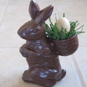 Décoration de Pâques en forme d'arbre à dollars en forme de lapin en chocolat