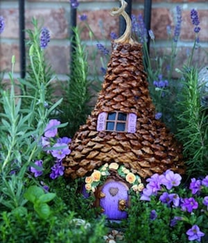 Maison Pomme de Pin