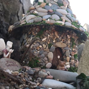 Mini maison de fée en pierre