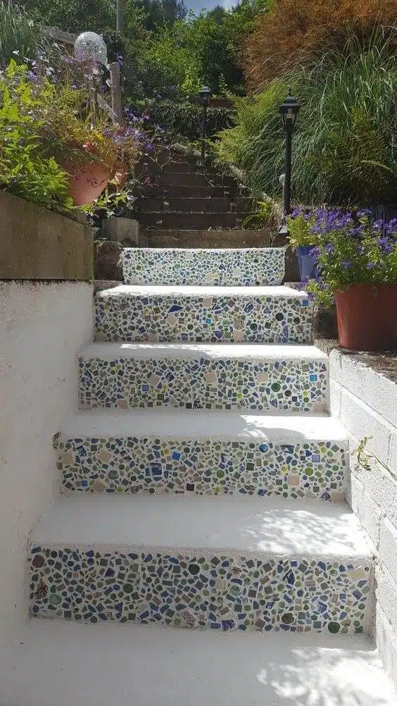 30 Garden Stair Ideas That Will Make You Fall In Love With Your Backyard - 221