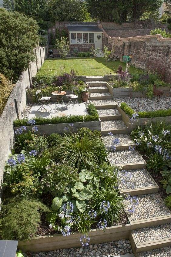 30 Garden Stair Ideas That Will Make You Fall In Love With Your Backyard - 233